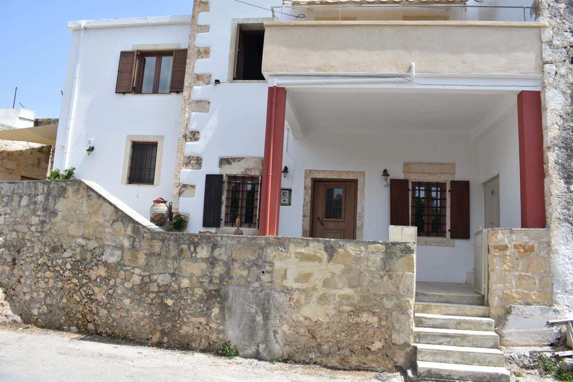 Madaro Traditional House Ferienhaus *